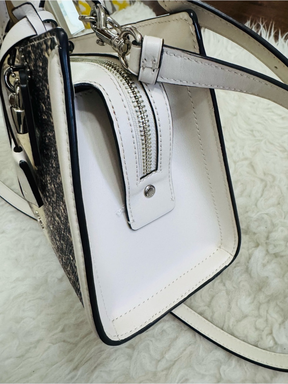 LIKE NEW Coach Zoe Carryall Satchel Chalk/Silver lizard-embossed leather R:598$ - Picture 9 of 16